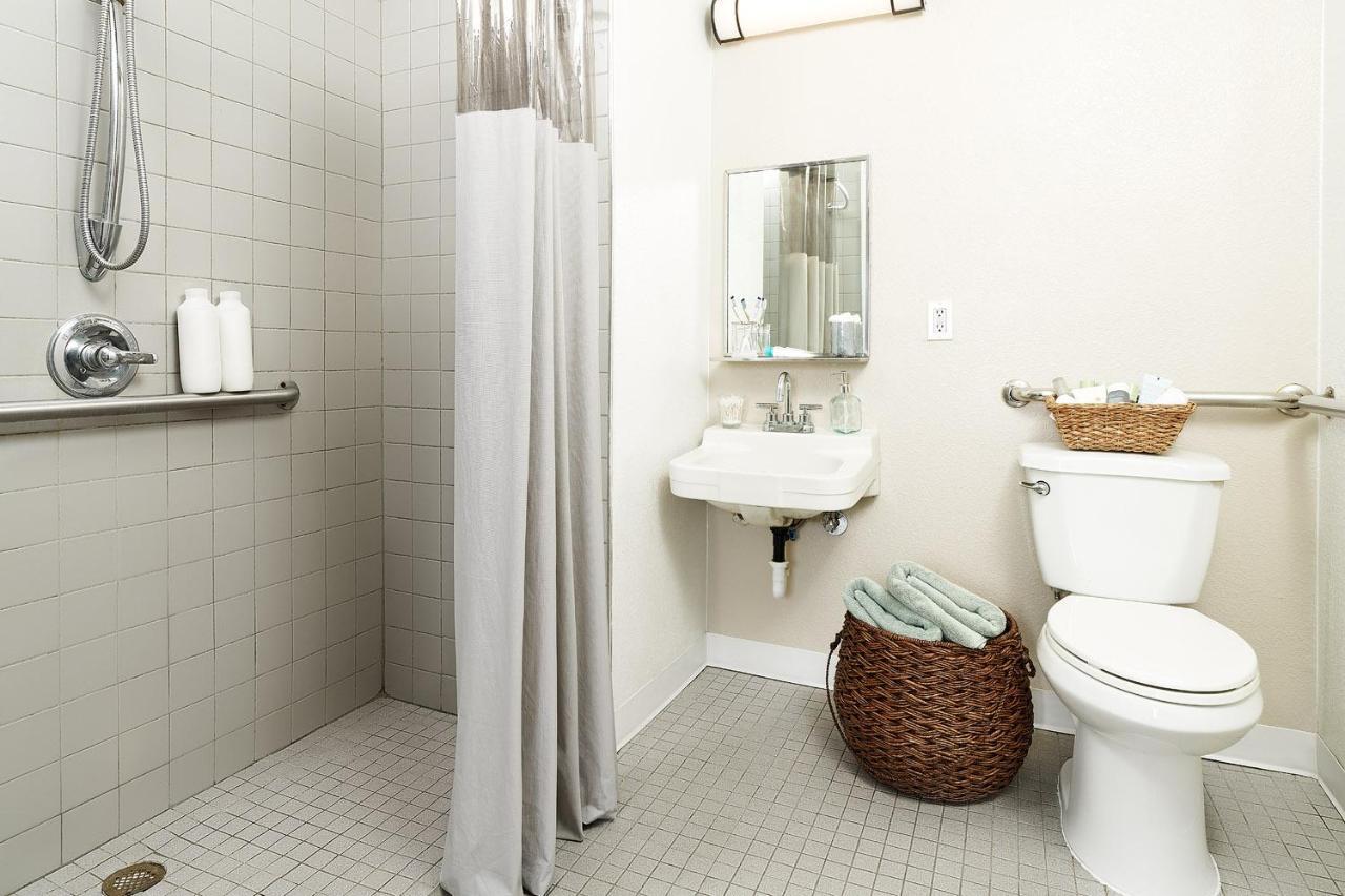 Intown Suites Extended Stay Lewisville Tx Valley View Dr Exteriör bild