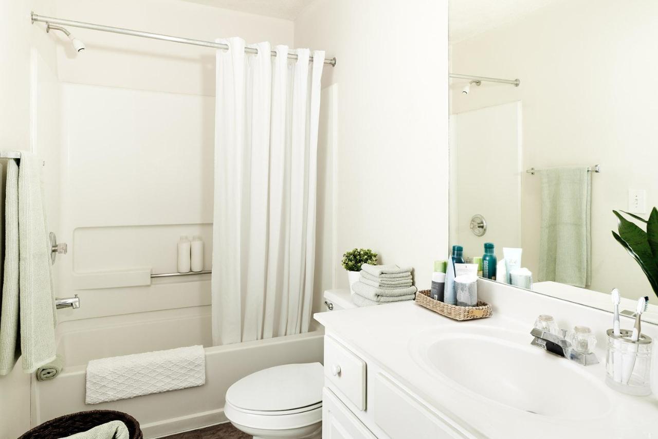 Intown Suites Extended Stay Lewisville Tx Valley View Dr Exteriör bild